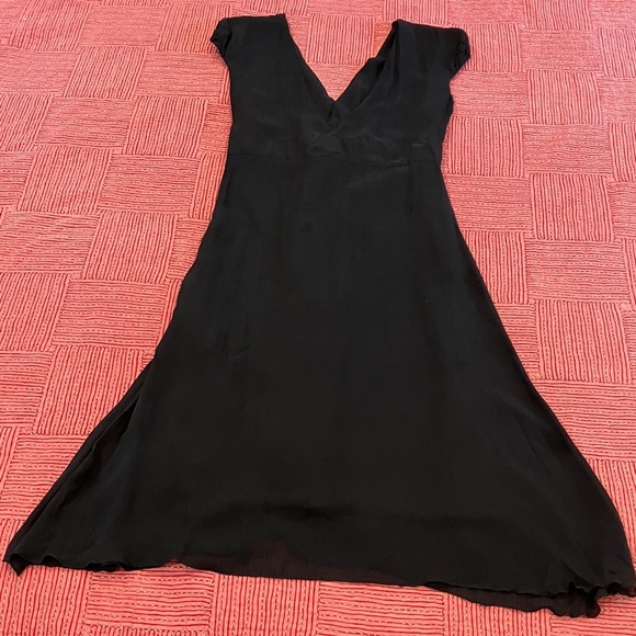 Fornarina women’s large silk Black V-Neck Dress - Picture 8 of 16